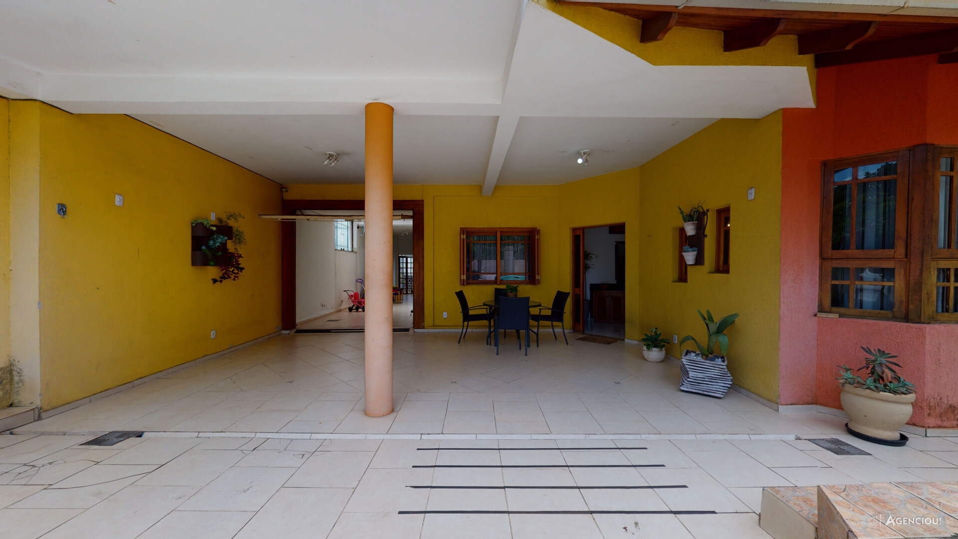 Casa à venda com 3 quartos, 300m² - Foto 6