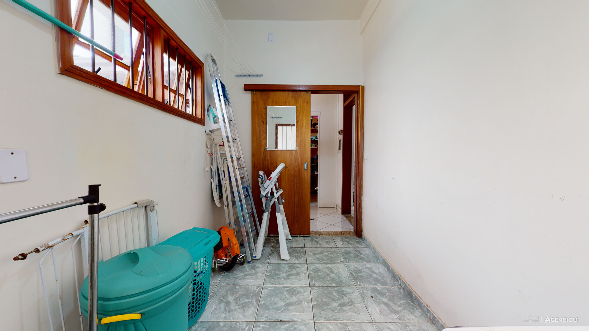 Casa à venda com 3 quartos, 300m² - Foto 17