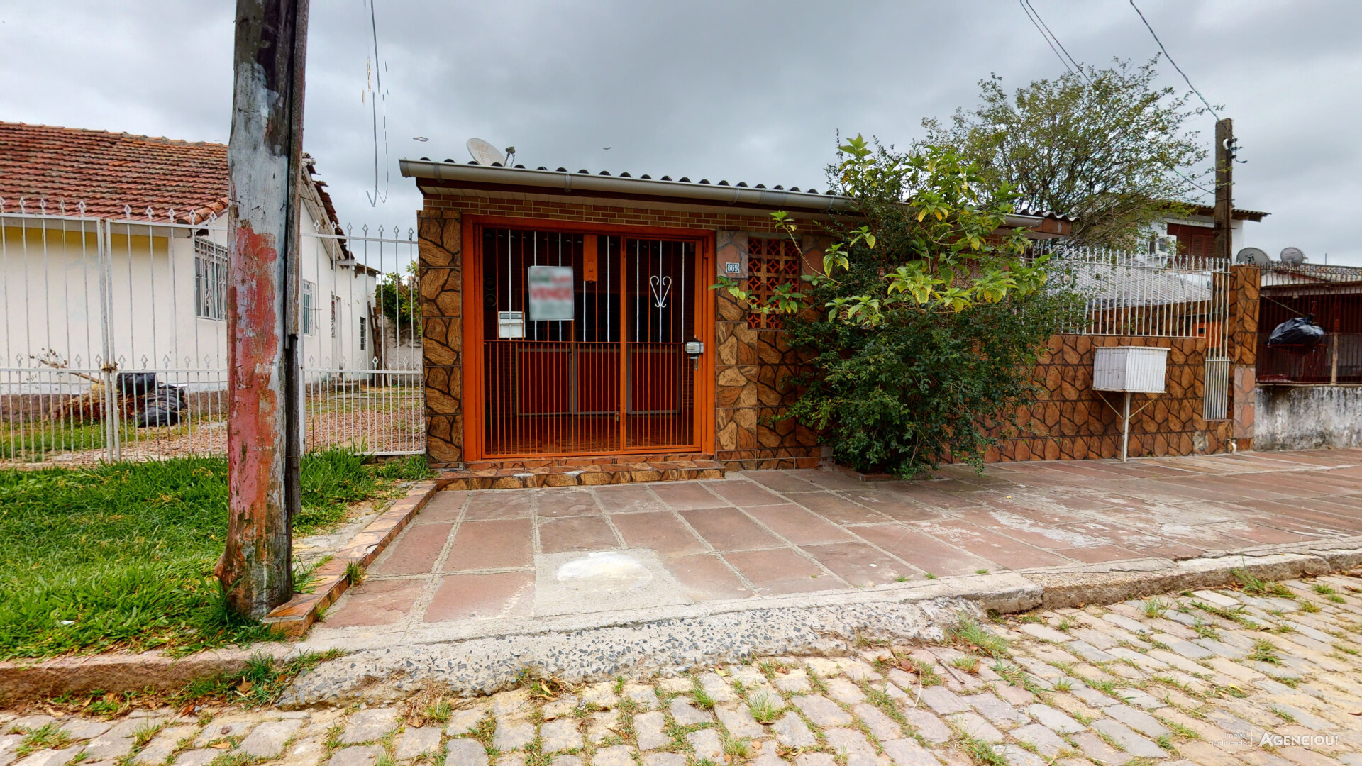 Casa à venda com 4 quartos, 200m² - Foto 3