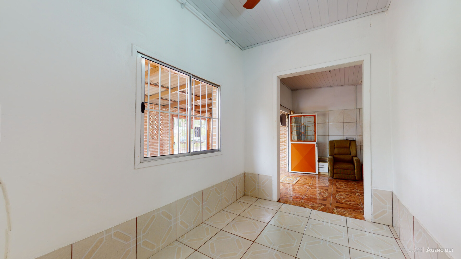 Casa à venda com 4 quartos, 200m² - Foto 9