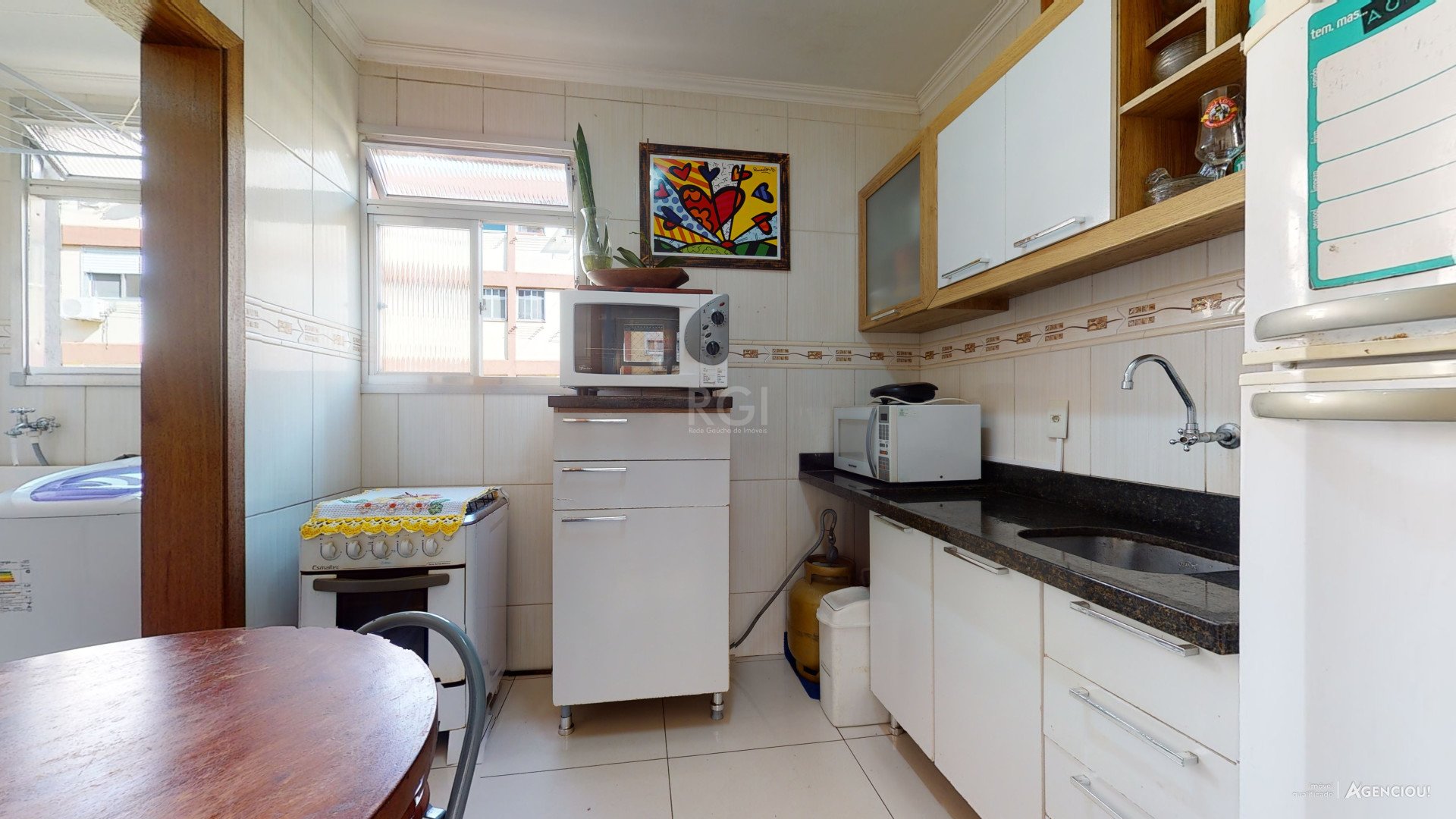 Apartamento à venda com 2 quartos, 48m² - Foto 3