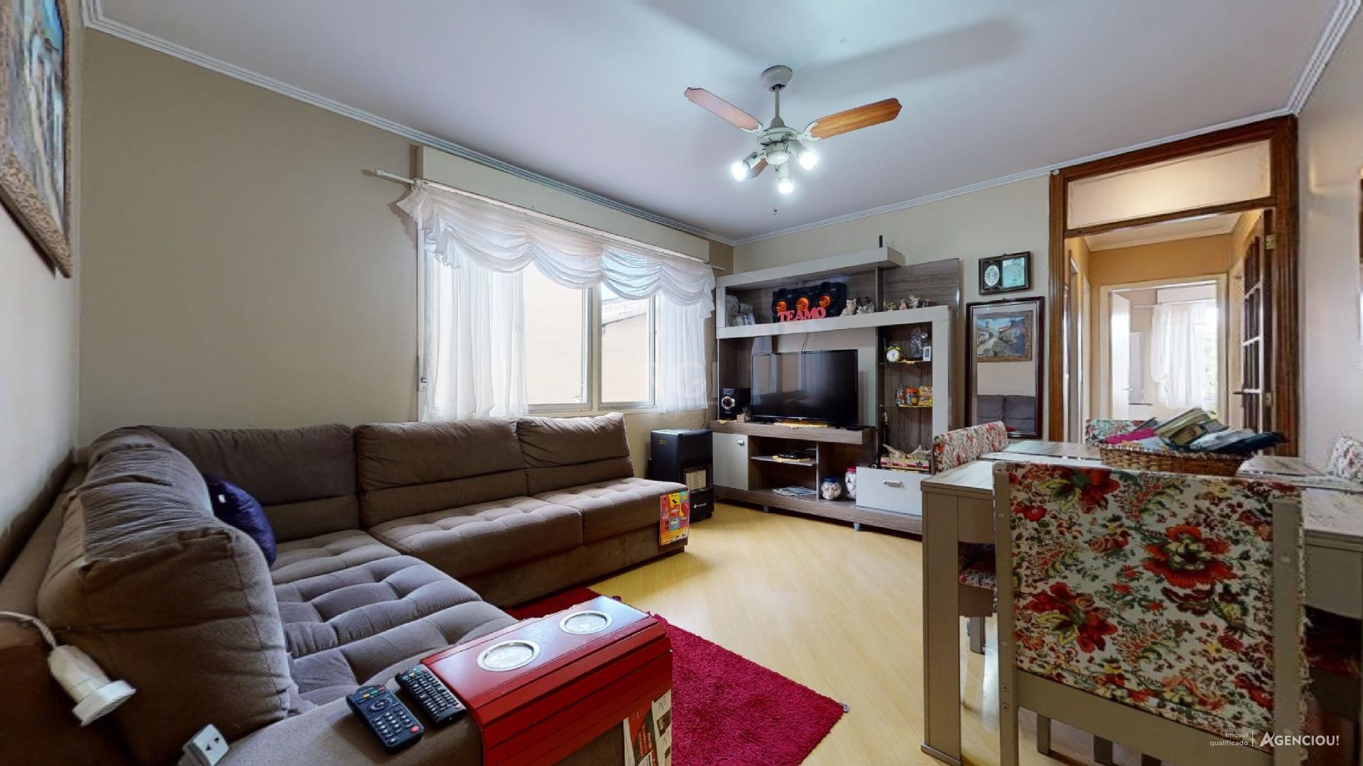 Apartamento à venda com 2 quartos, 76m² - Foto 2