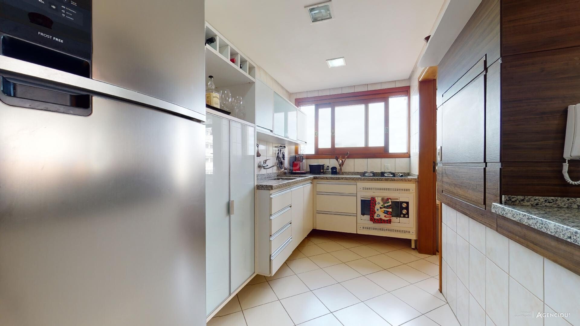 Apartamento à venda com 3 quartos, 93m² - Foto 7