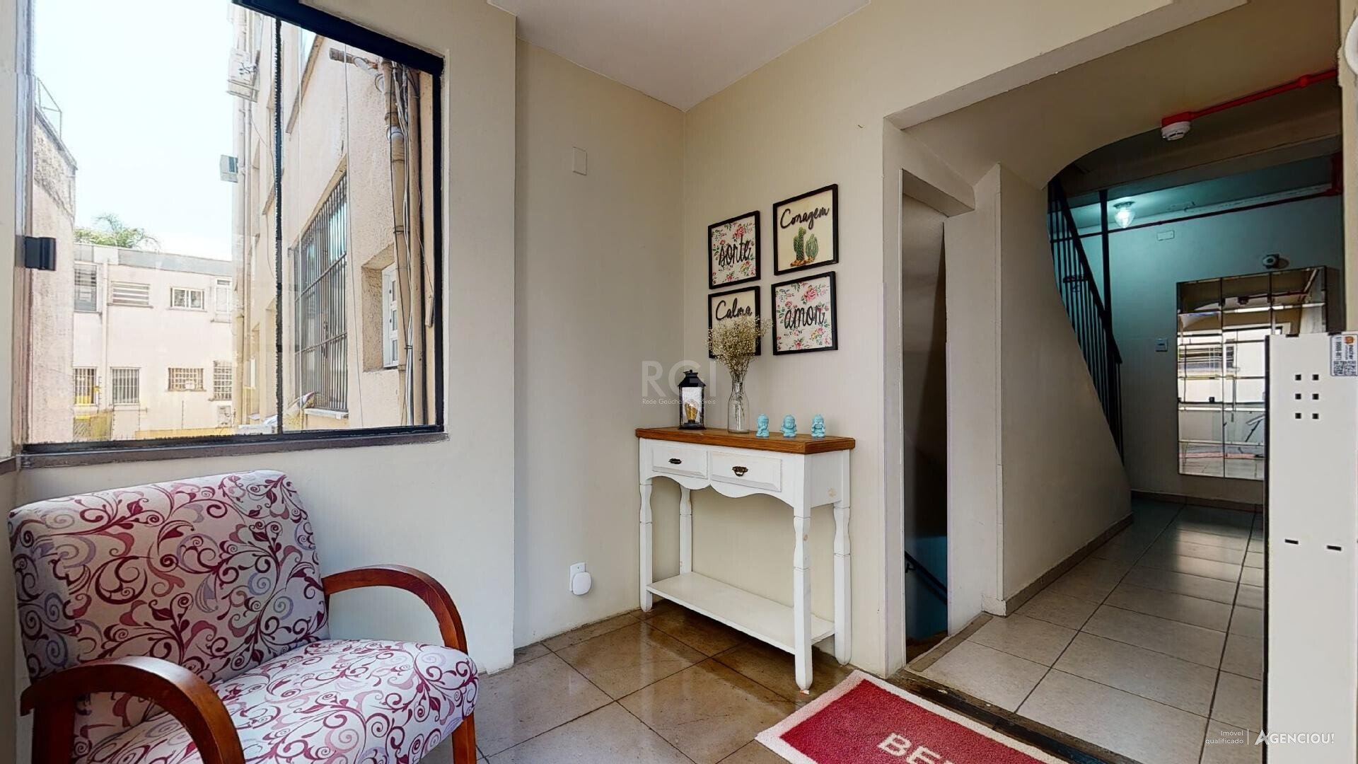 Apartamento à venda com 2 quartos, 75m² - Foto 31